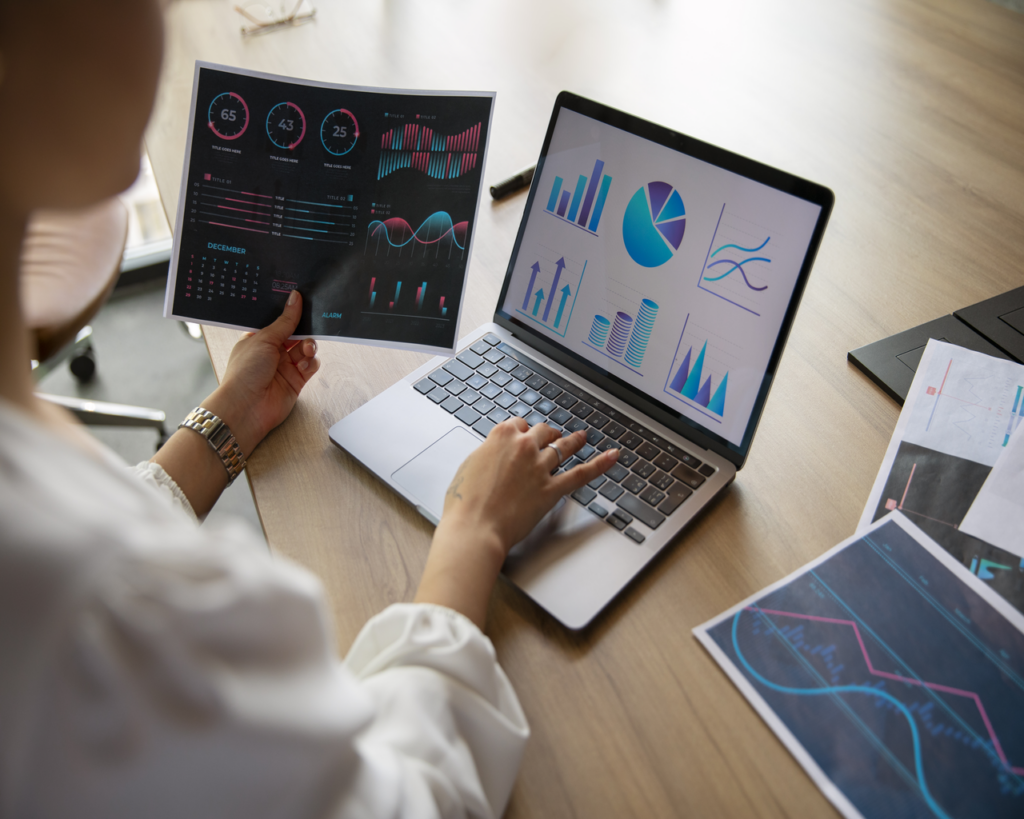 Mengungkap Kebohongan Pelanggan: Bagaimana Data Analyst Menjadi Senjata Rahasia Bisnis di Indonesia