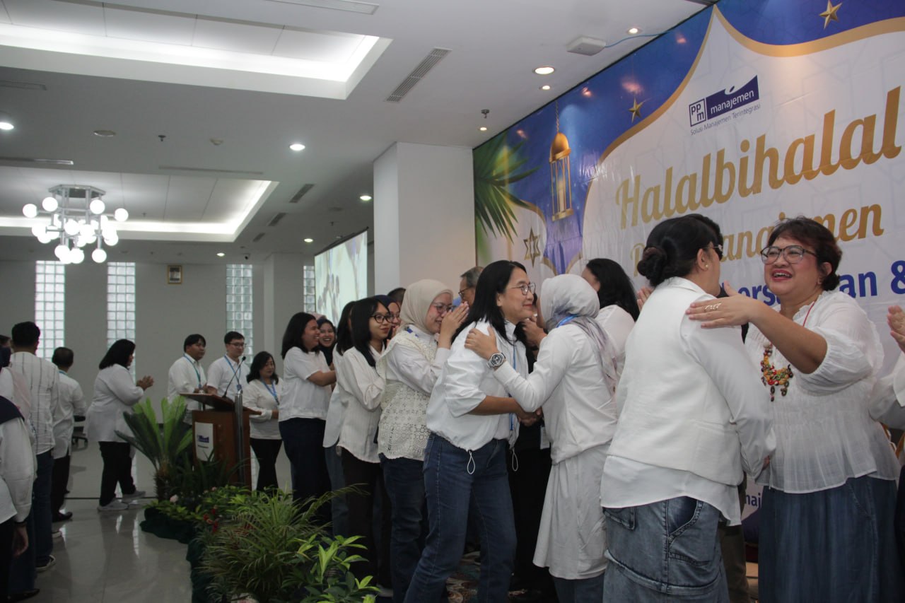 Tautkan Hati, Rajut Kebersamaan: Momentum Halalbihalal PPM Manajemen Perkuat Kolaborasi